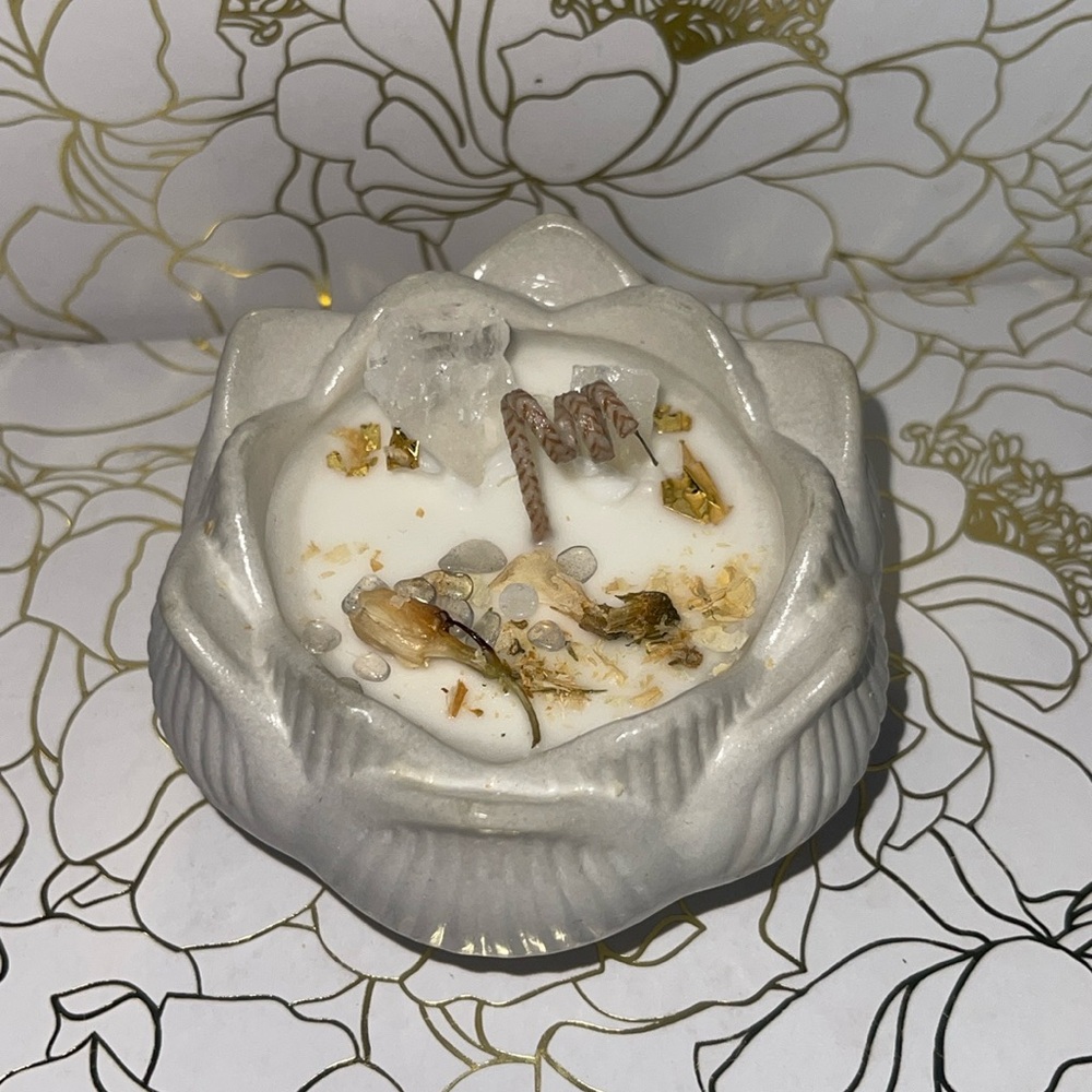Lotus flower candle
